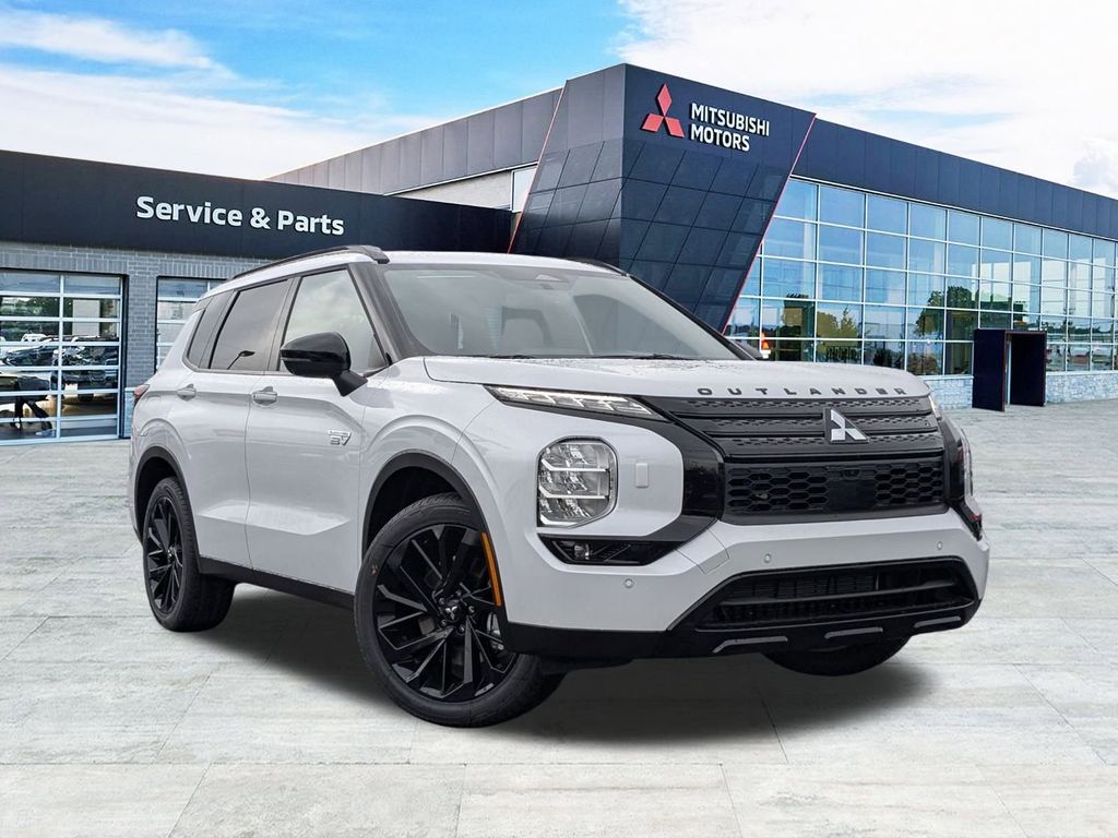 2025 Mitsubishi Outlander SEL Black Edition's photo