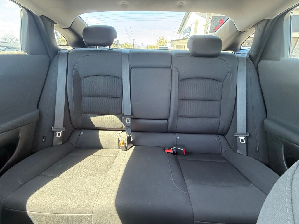 2023 Chevrolet Malibu 1LT - Photo 21