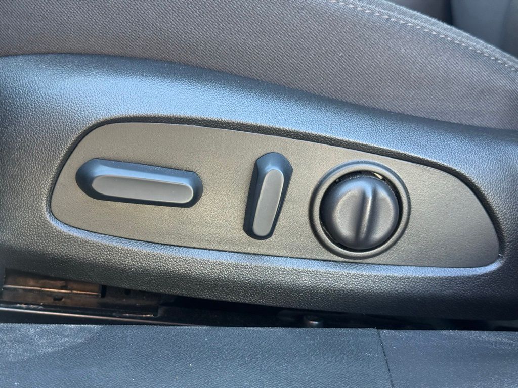 2023 Chevrolet Malibu 1LT - Photo 12