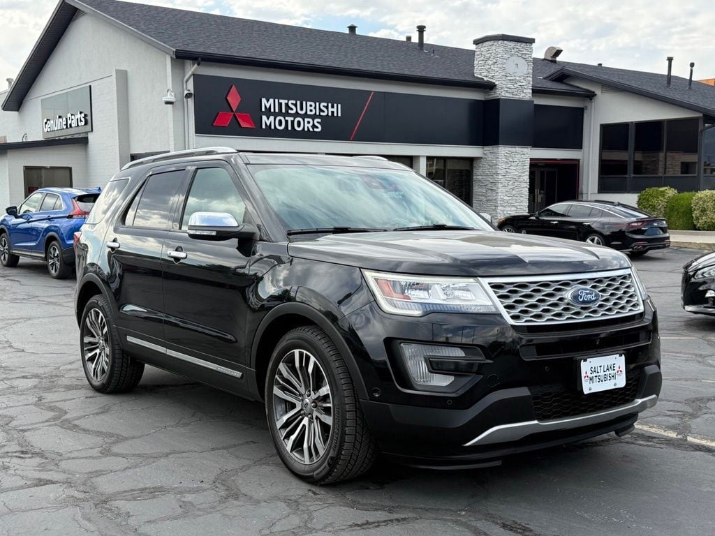 2017 Ford Explorer Platinum 4WD's photo