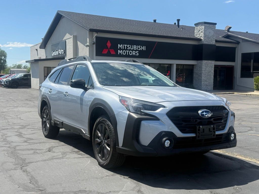 2025 Subaru Outback Onyx Edition's photo