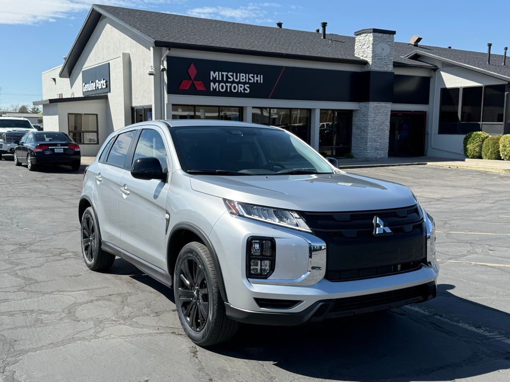 2026 Mitsubishi Outlander Sport 2.0 LE AWC CVT's photo