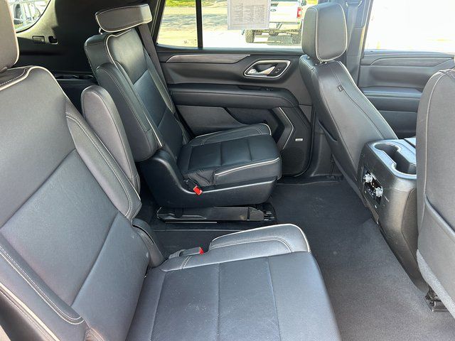 2023 GMC Yukon SLT - Photo 34