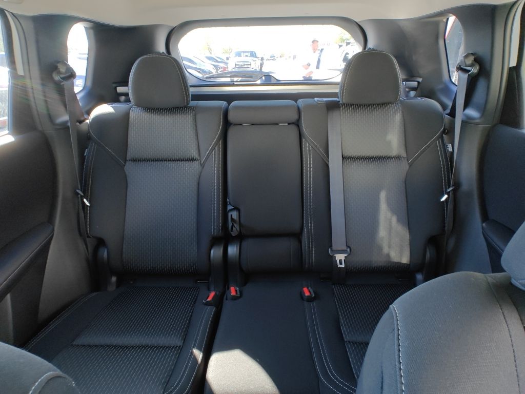 2025 Mitsubishi Outlander Plug-in Hybrid ES - Photo 21