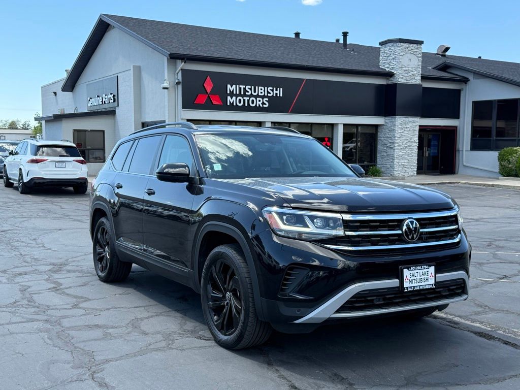 2023 Volkswagen Atlas 3.6L SE w/Tech 4MOTION's photo