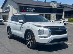2026 Mitsubishi Outlander Plug-In Hybrid SE SUV