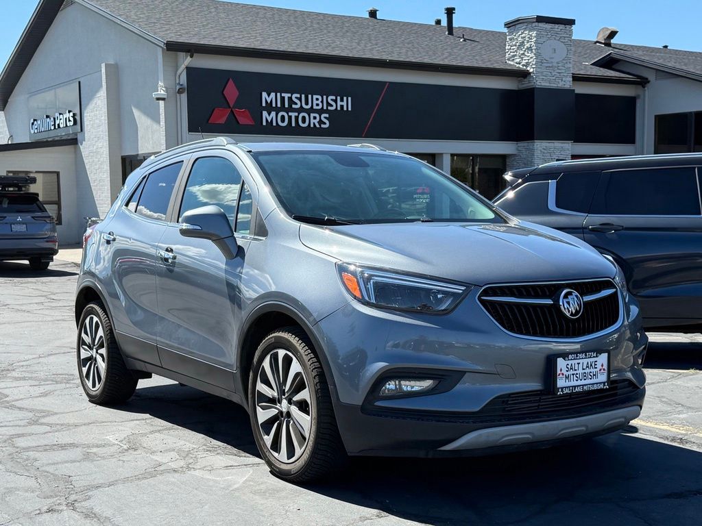 2019 Buick Encore Essence's photo