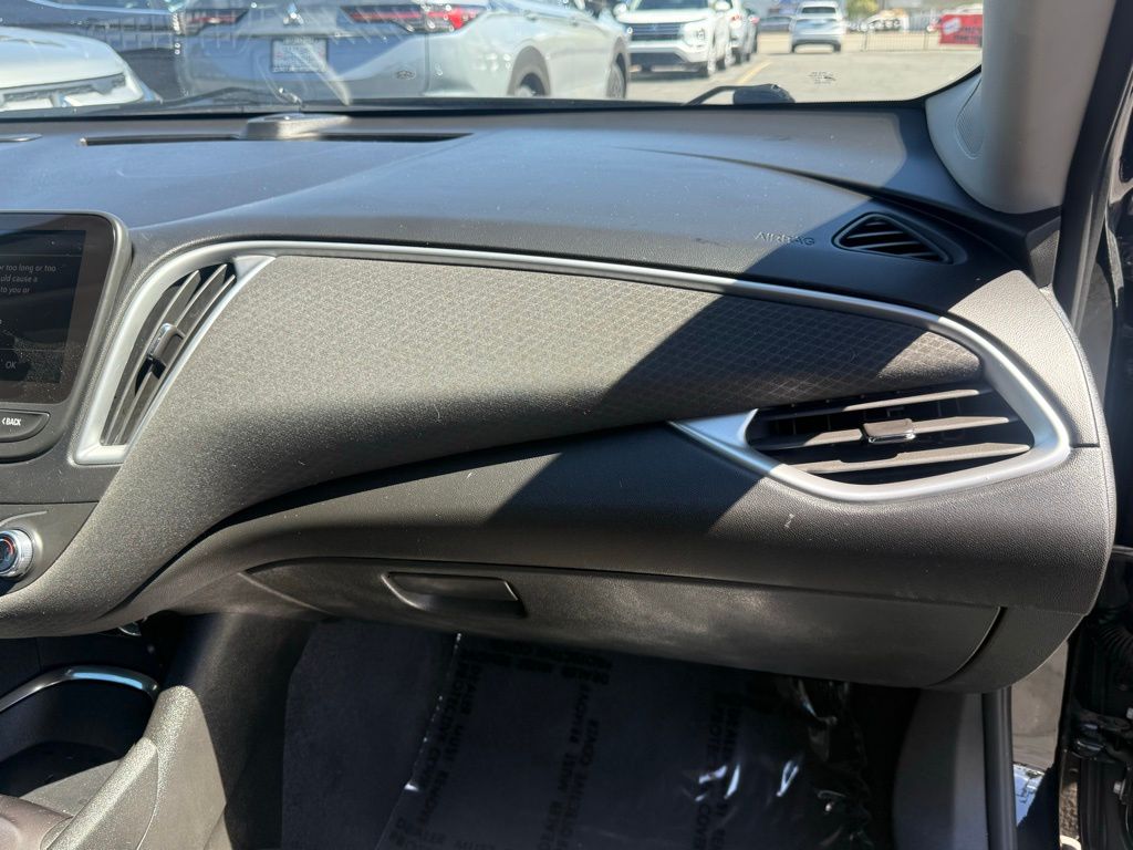 2023 Chevrolet Malibu 1LT - Photo 28