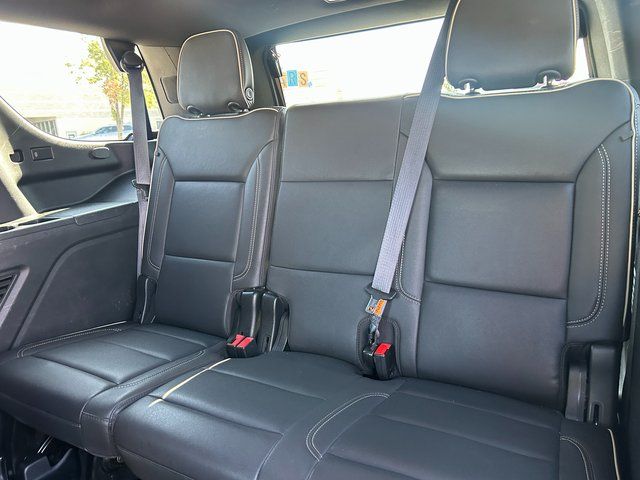 2023 GMC Yukon SLT - Photo 31
