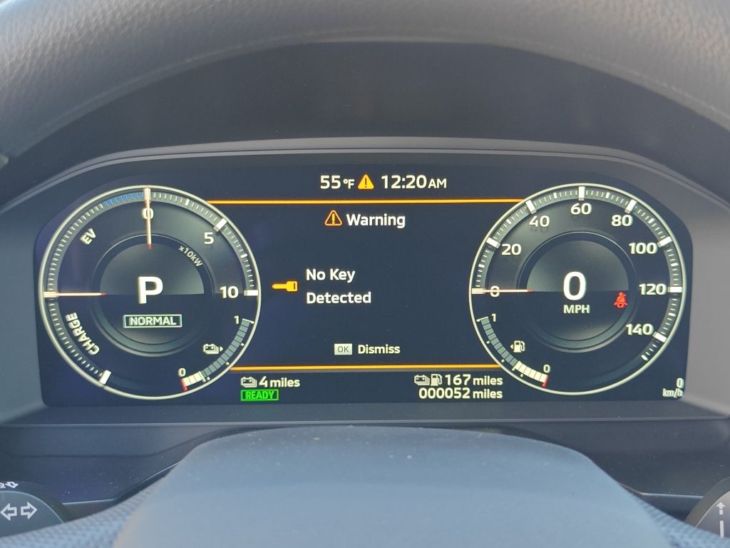 2025 Mitsubishi Outlander Plug-in Hybrid ES - Photo 13
