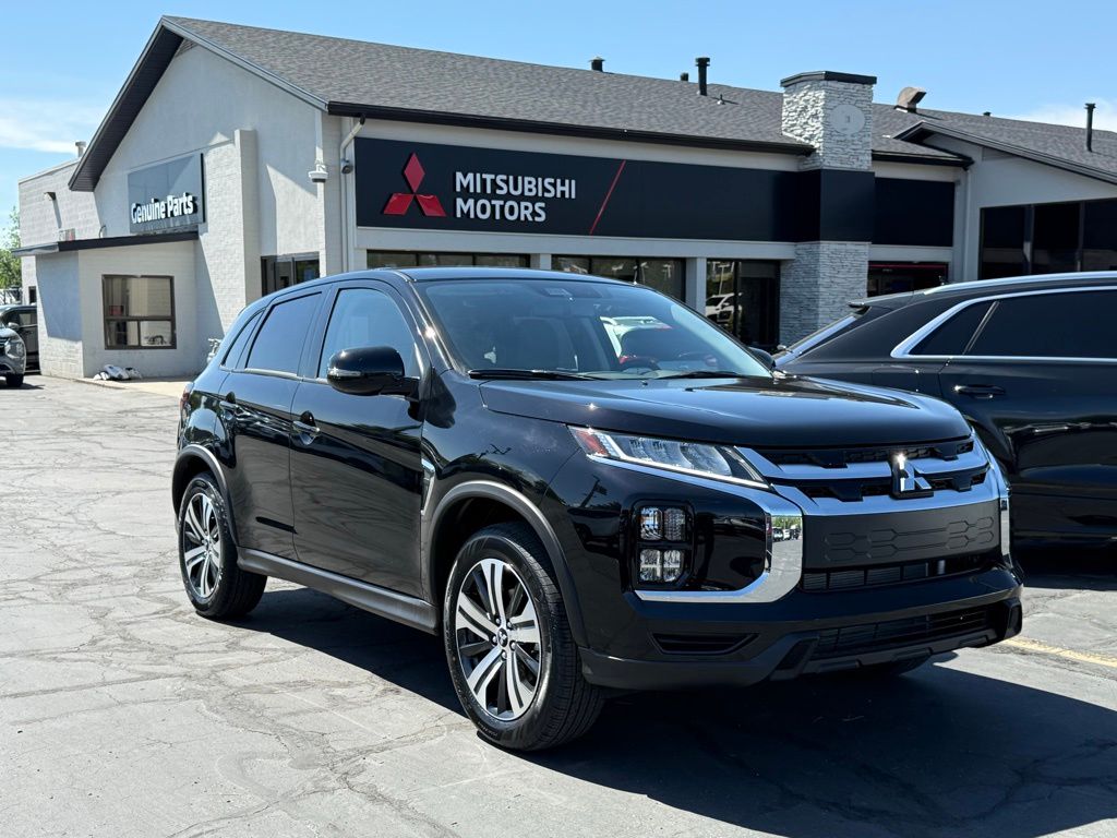2026 Mitsubishi Outlander Sport 2.0 SE AWC CVT's photo