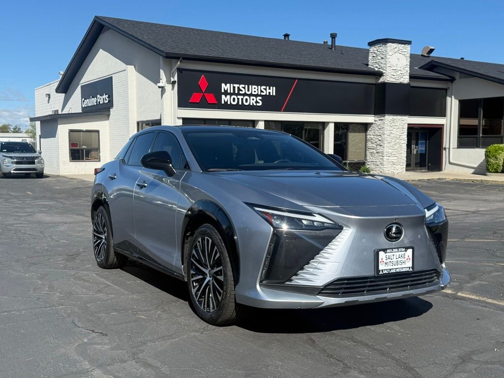 2023 Lexus RZ 450e 450e Premium AWD w/ 20" Wheel's photo