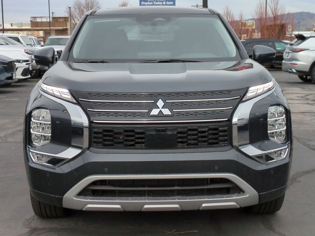 2025 Mitsubishi Outlander Plug-in Hybrid SE - Photo 8