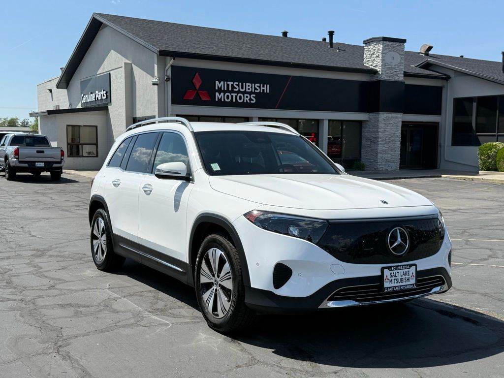 2024 Mercedes-Benz EQB EQB 250+'s photo