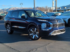 2025 Mitsubishi Outlander SE SUV