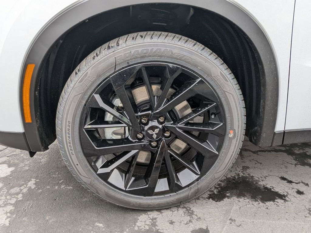 2025 Mitsubishi Outlander Plug-in Hybrid SEL Black Edition - Photo 17