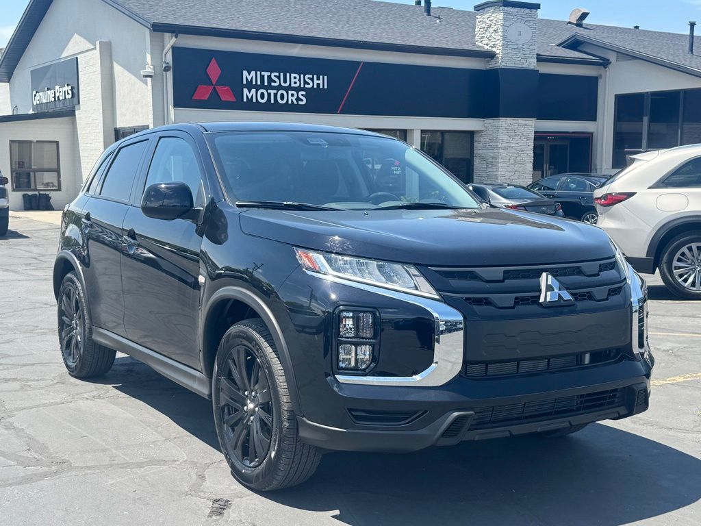 2026 Mitsubishi Outlander Sport 2.0 LE AWC CVT's photo