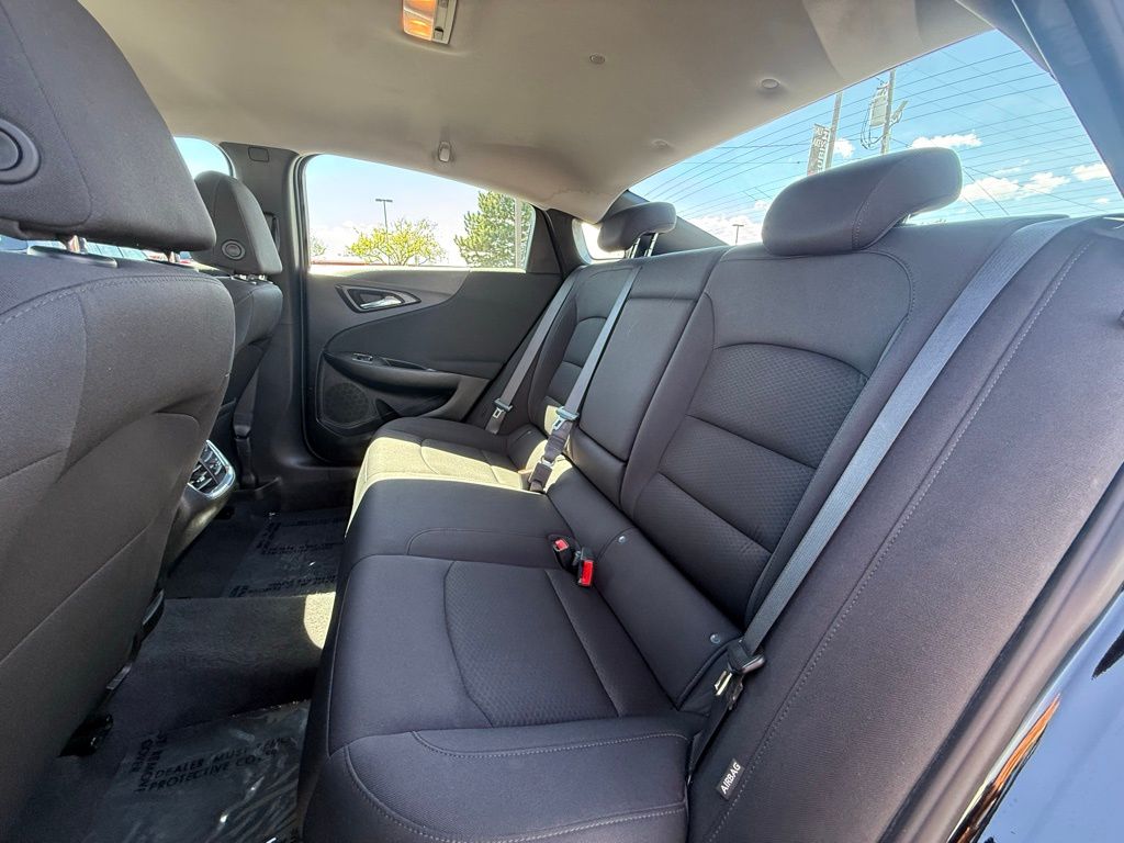 2023 Chevrolet Malibu 1LT - Photo 24