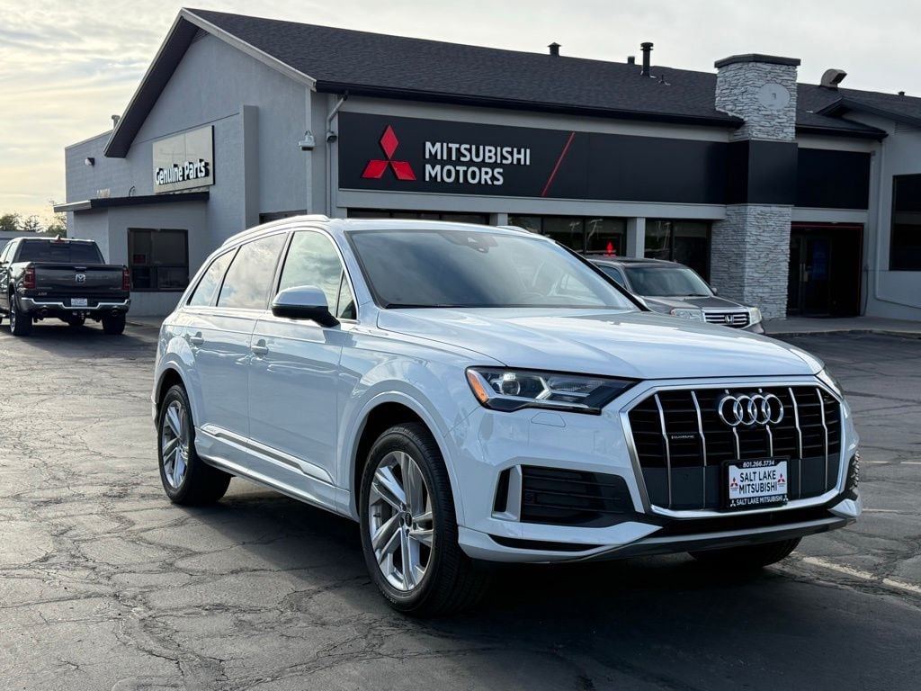 2023 Audi Q7 45 Premium quattro Tiptronic's photo
