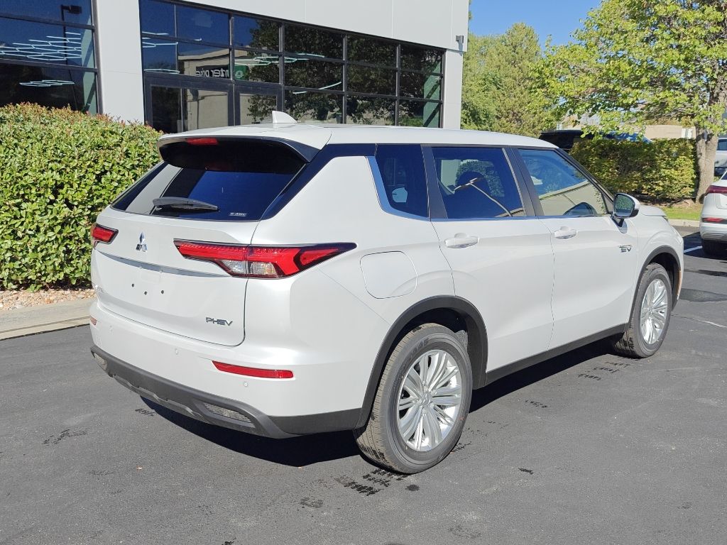 2025 Mitsubishi Outlander Plug-in Hybrid ES - Photo 7