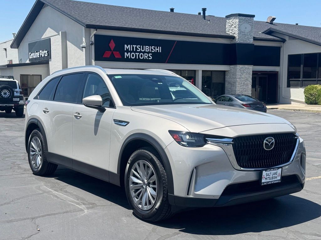 2024 Mazda CX-90 PHEV Preferred Package's photo