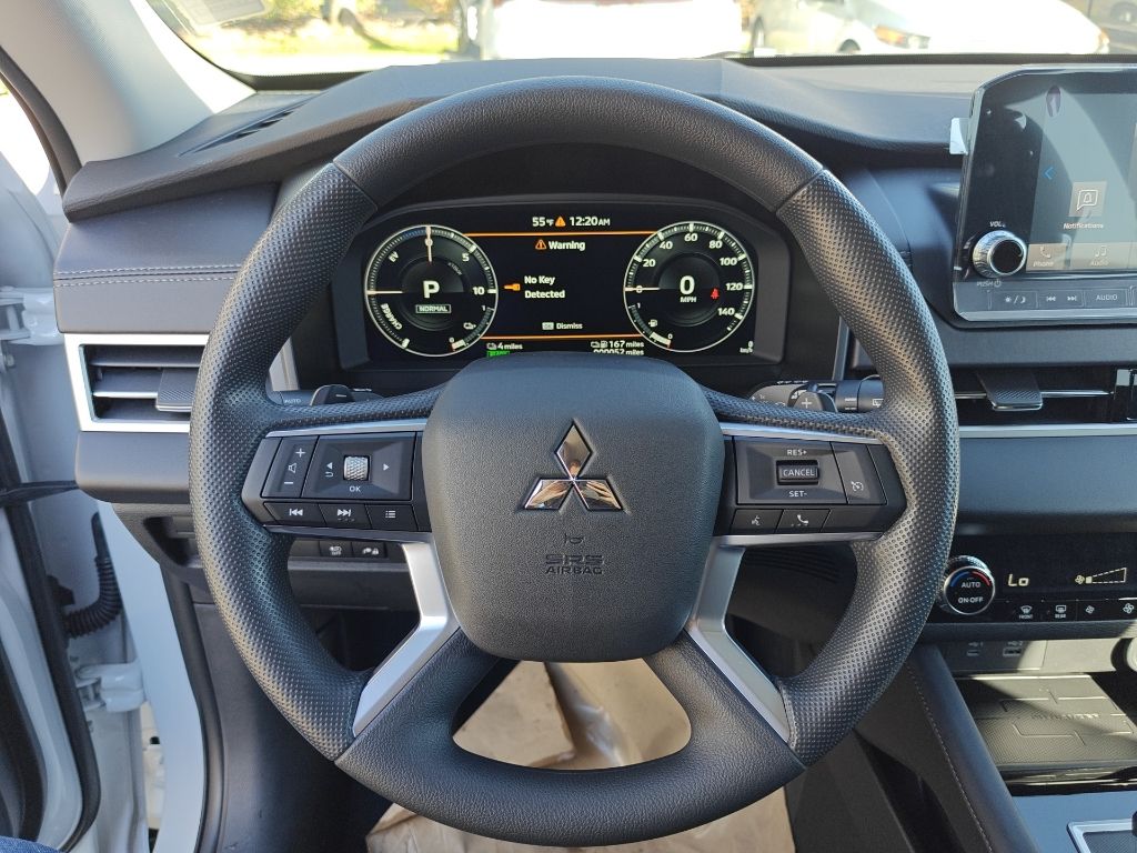 2025 Mitsubishi Outlander Plug-in Hybrid ES - Photo 14
