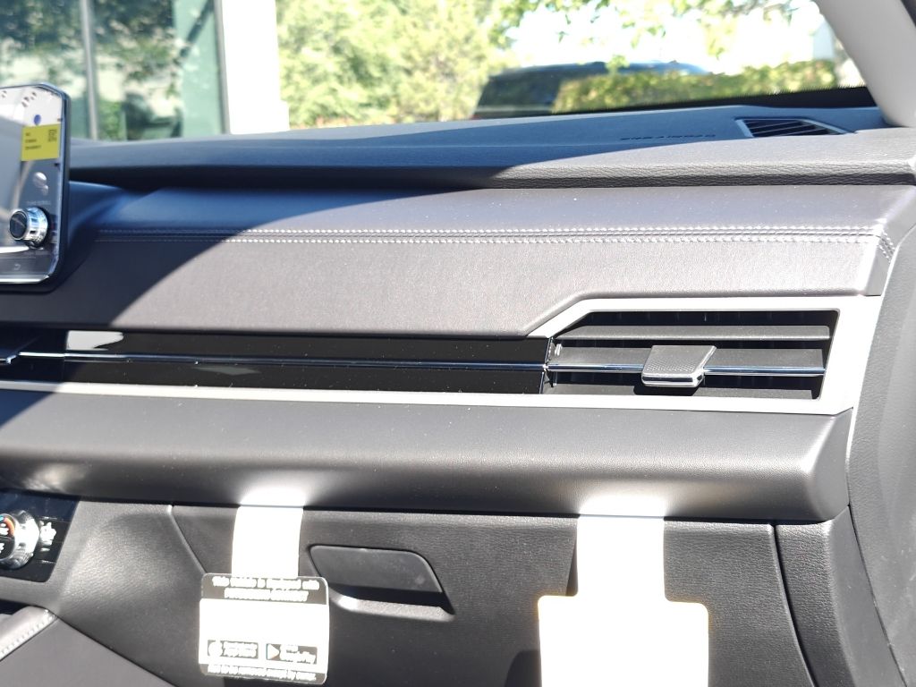 2025 Mitsubishi Outlander Plug-in Hybrid ES - Photo 28