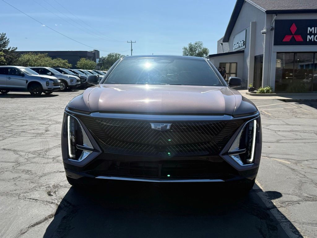 Used 2024 Cadillac LYRIQ Luxury 3 with VIN 1GYKPSRL7RZ126579 for sale in South Salt Lake, UT