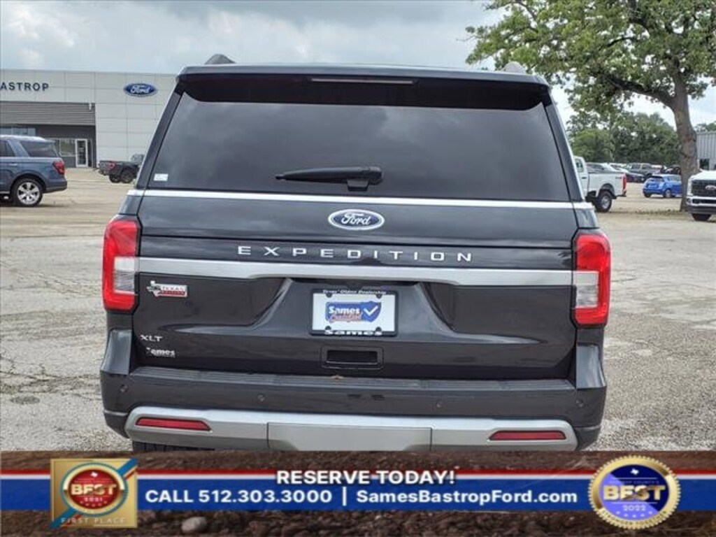 Used 2022 Ford Expedition in Cedar Creek, TX l Near Bastrop Austin