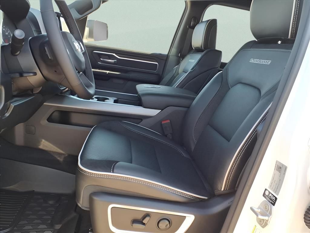 2026 RAM 1500 Laramie - Photo 10