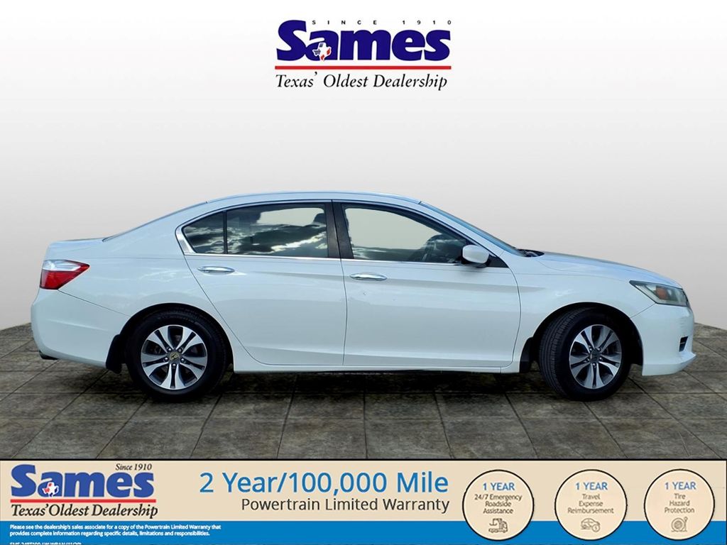 Used 2013 Honda Accord LX with VIN 1HGCR2F32DA073338 for sale in Cedar Creek, TX