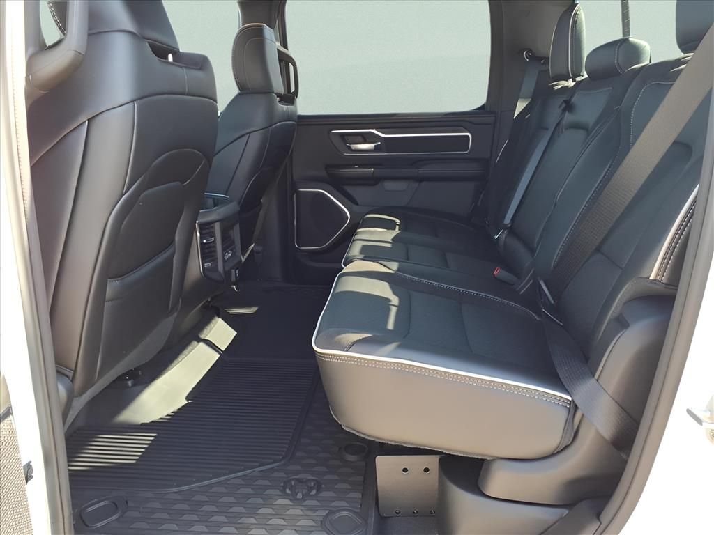 2026 RAM 1500 Laramie - Photo 11