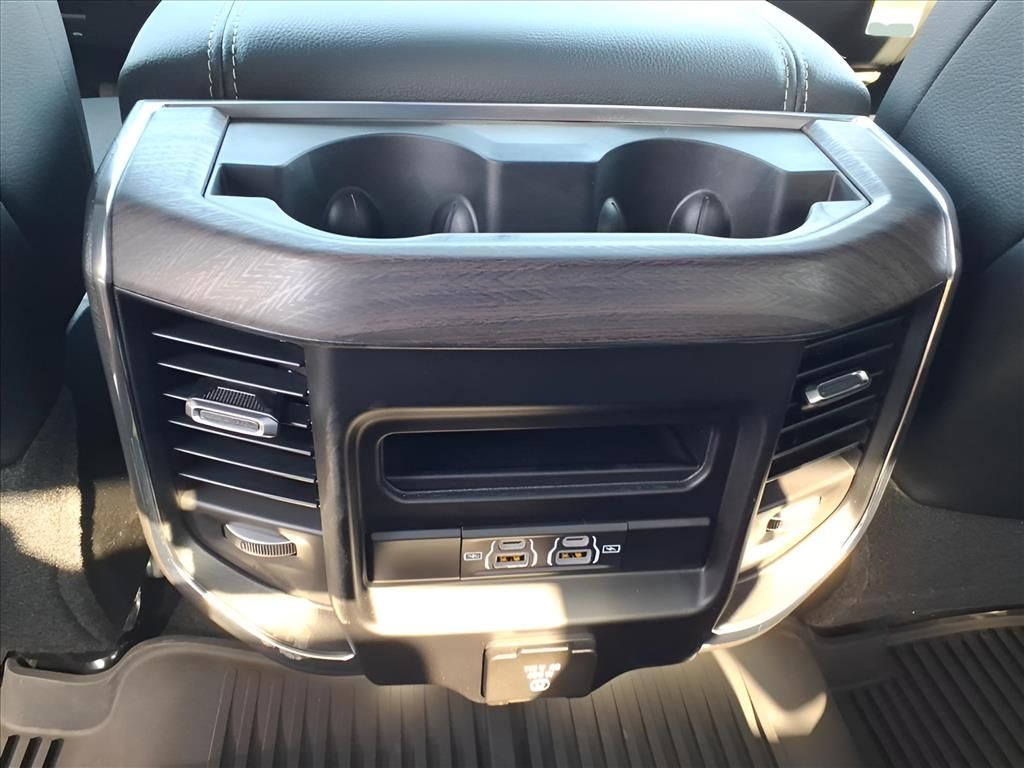 2026 RAM 2500 Laramie - Photo 11
