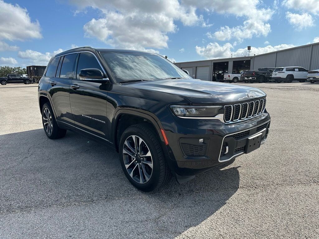 Used 2022 Jeep Grand Cherokee Overland SUV