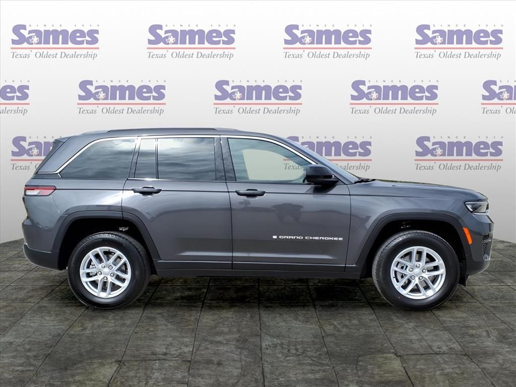 New 2025 Jeep Grand Cherokee LAREDO X 4X4 Sport Utility