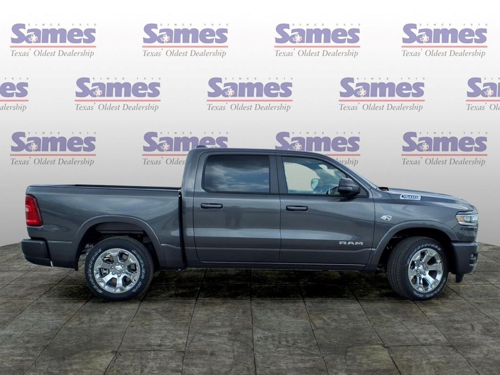 New 2026 Ram 1500 LONE STAR CREW CAB 4X2 5'7 BOX Pickup