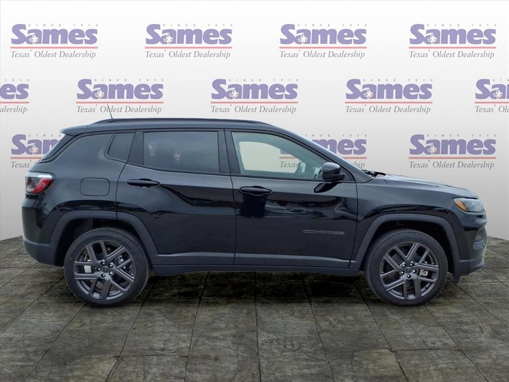 New 2026 Jeep Compass LATITUDE ALTITUDE 4X4 Sport Utility