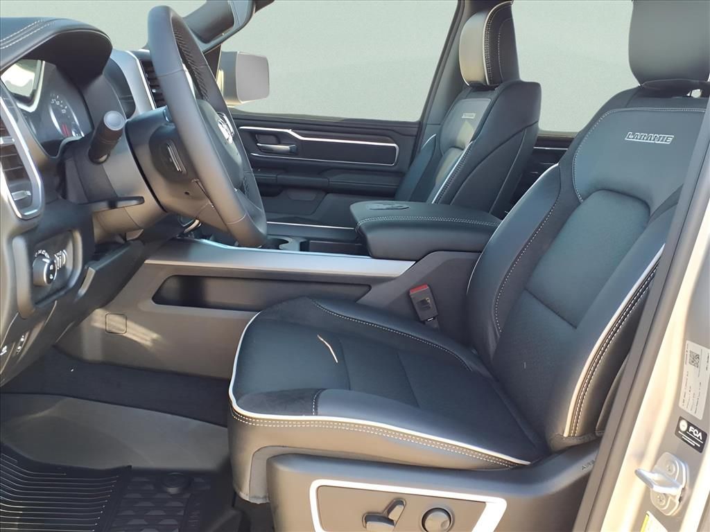 2026 RAM 1500 Laramie - Photo 10