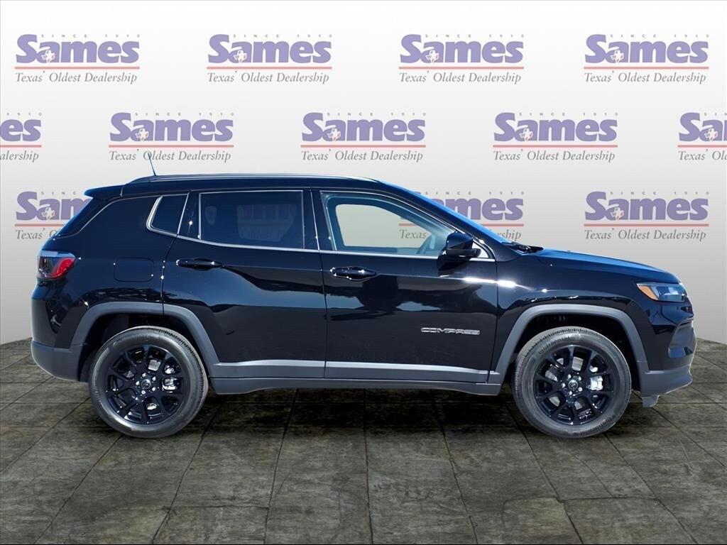 New 2026 Jeep Compass LATITUDE ALTITUDE 4X4 Sport Utility