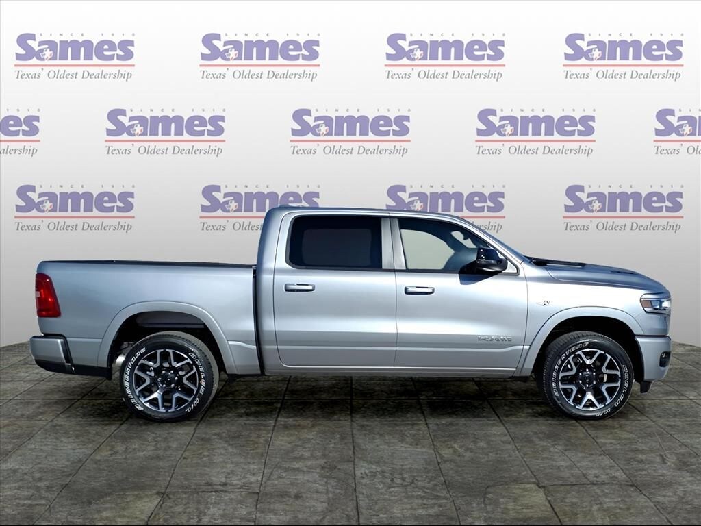 New 2026 Ram 1500 LARAMIE CREW CAB 4X4 5'7 BOX Pickup