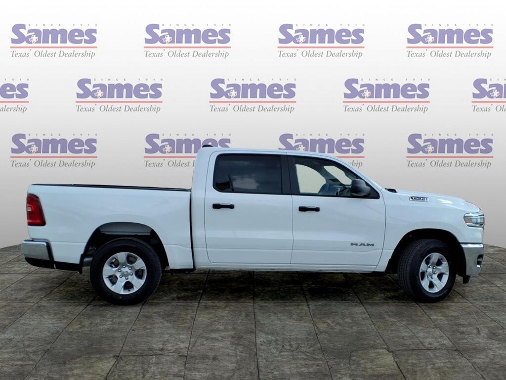 New 2026 Ram 1500 TRADESMAN CREW CAB 4X2 5'7 BOX Pickup