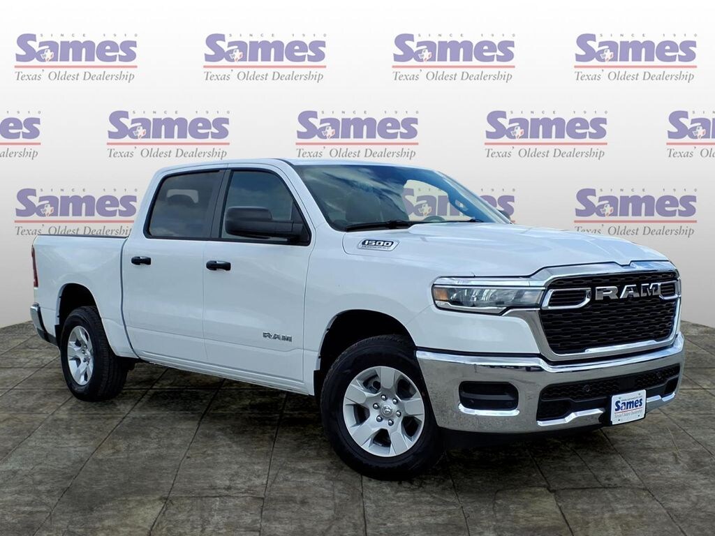 New 2026 Ram 1500 TRADESMAN CREW CAB 4X2 5'7 BOX Pickup