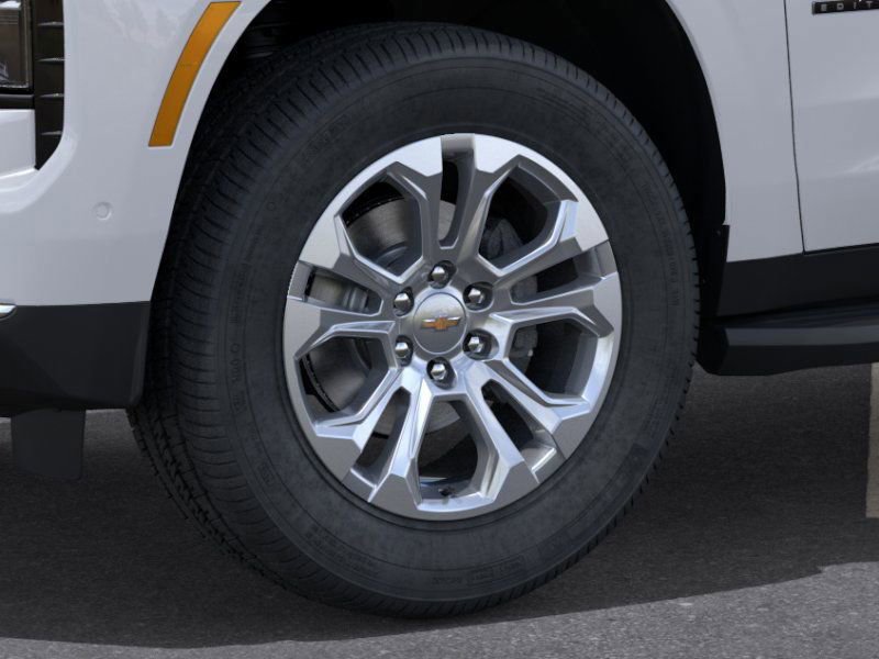2026 Chevrolet Suburban LT - Photo 9