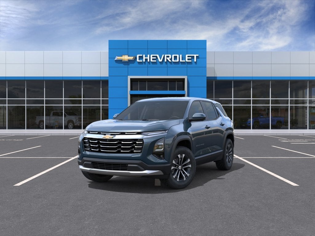 2027 Chevrolet Equinox LT - Photo 8