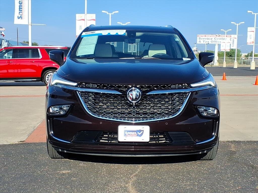 2023 Buick Enclave Avenir photo 2