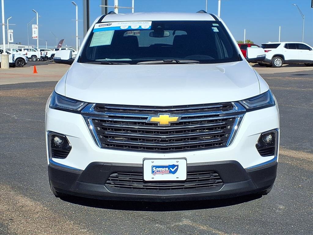 2023 Chevrolet Traverse Cloth photo 2