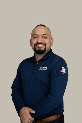 Staff member Jorge Fuentes from ID_fe1a65