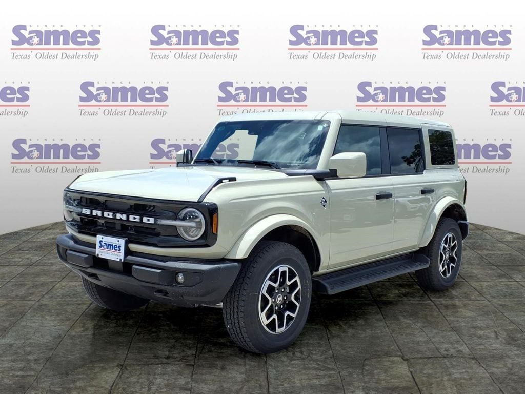 New 2026 Ford Bronco Outer Banks SUV