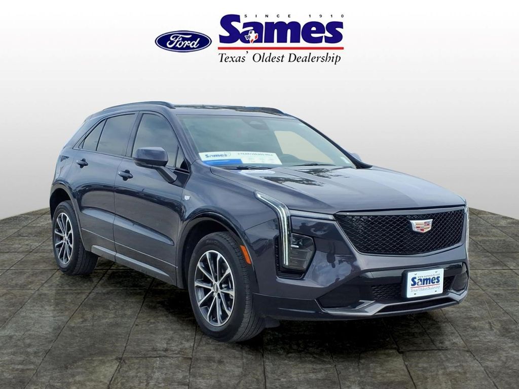2024 Cadillac XT4