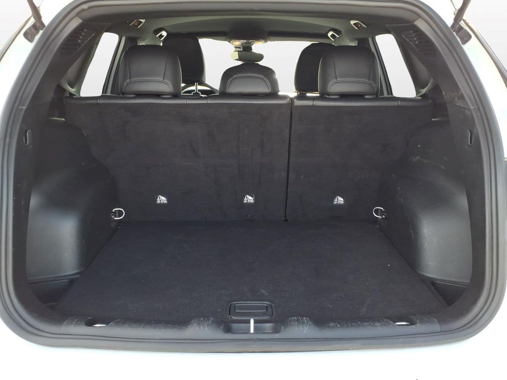 2025 Jeep Compass Trailhawk - Photo 9